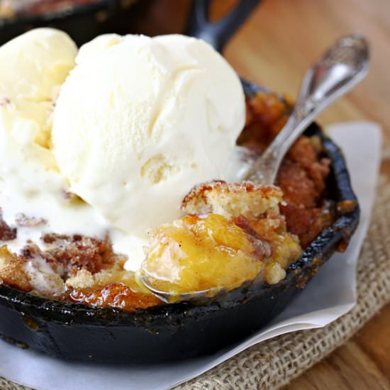 Old Fashioned Peach Cobbler