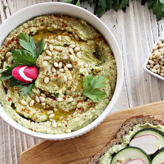 White Bean and Parsley Hummus