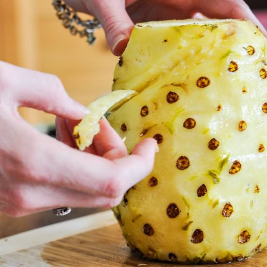 How To Cut A Pineapple Like a Star