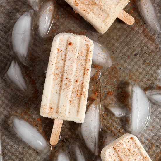 Spiced Rum Horchata Pops