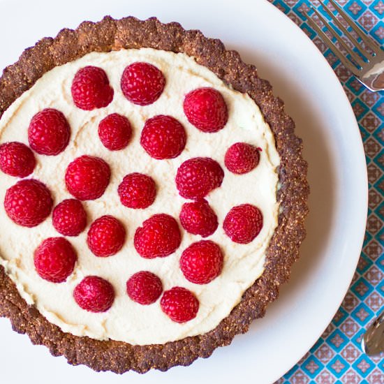Healthy lemon and raspberry tart