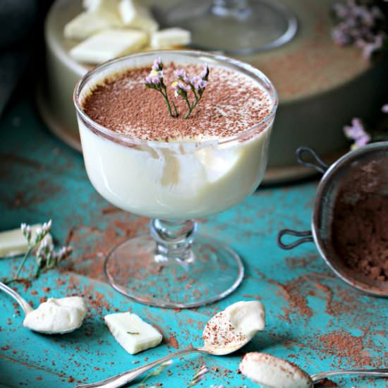 Easy White Chocolate Baileys Mousse