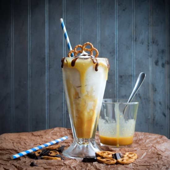 Salted Caramel Swirl Pretzel Crunch