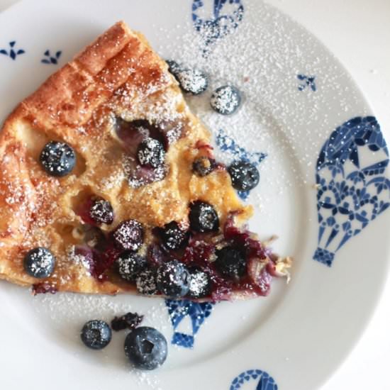 Dutch Blueberry Pancake
