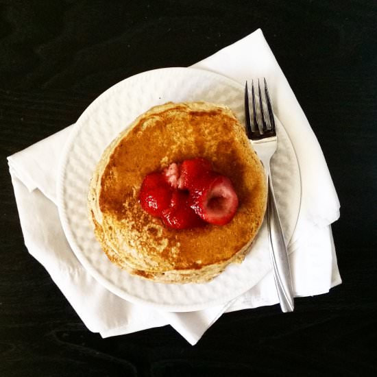Fluffy Whole Wheat Pancakes