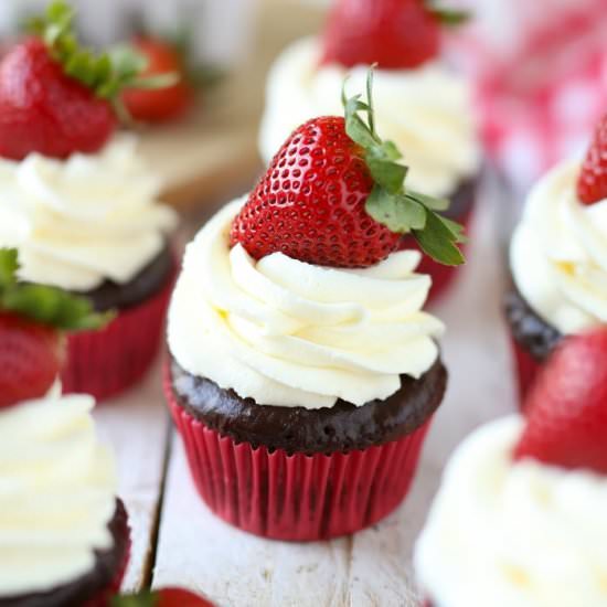 Chocolate Strawberry Cupcakes