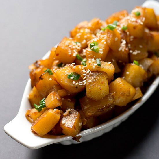 Sweet n’ Spicy Braised Potatoes