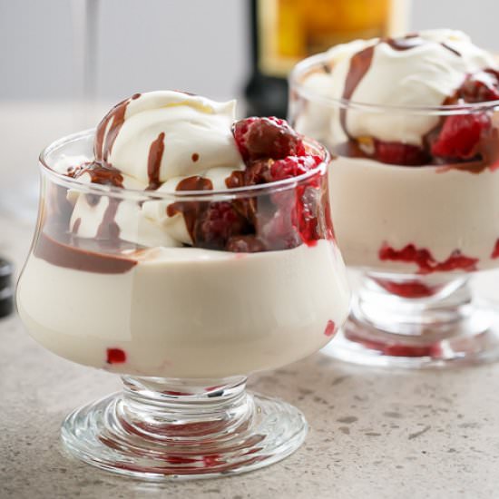 Kahlua+Raspberry Cheesecake Parfait