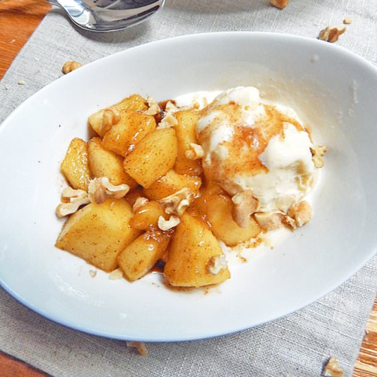 Spiced Apple Sundaes