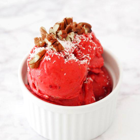 Vegan Banana Raspberry Ice Cream