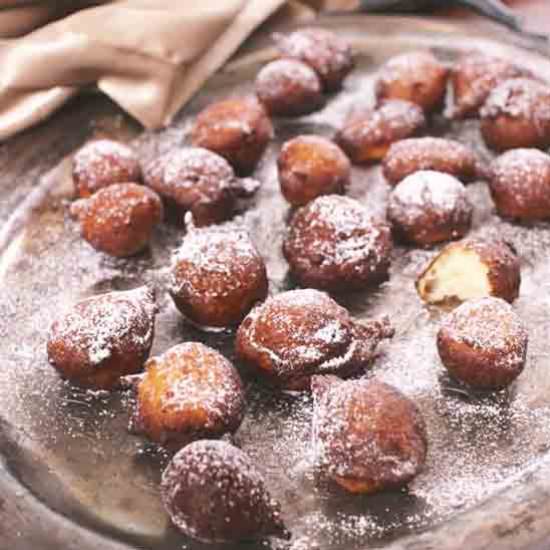 Zeppole di Ricotta