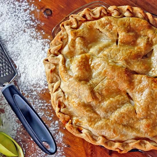 Grandma Denoya’s Apple Pie