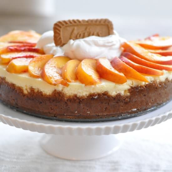 Biscoff Peaches & Cream Cheesecake