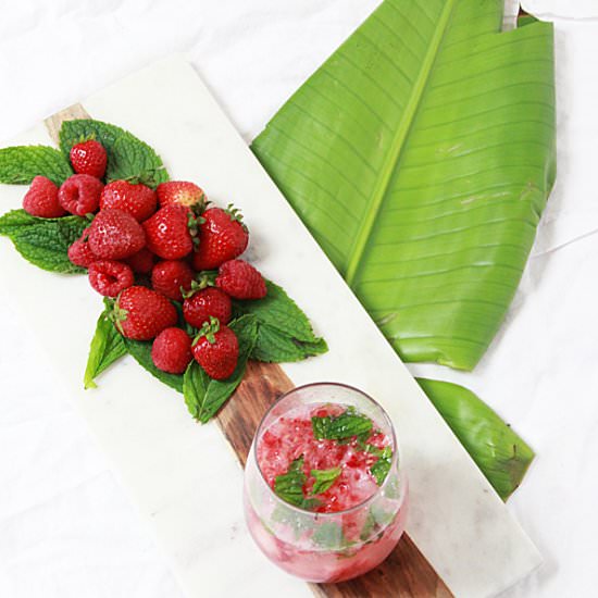 Berry cucumber vodka mojito