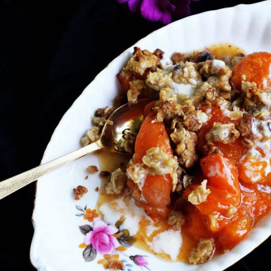 Ginger Apricot Crumble