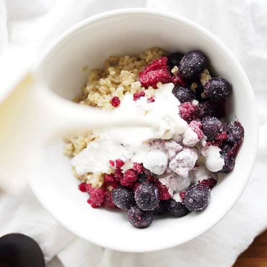 2-Minute Berry Breakfast Quinoa