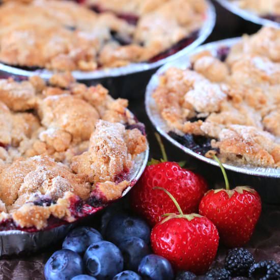 Mixed Summer Berry Crumble