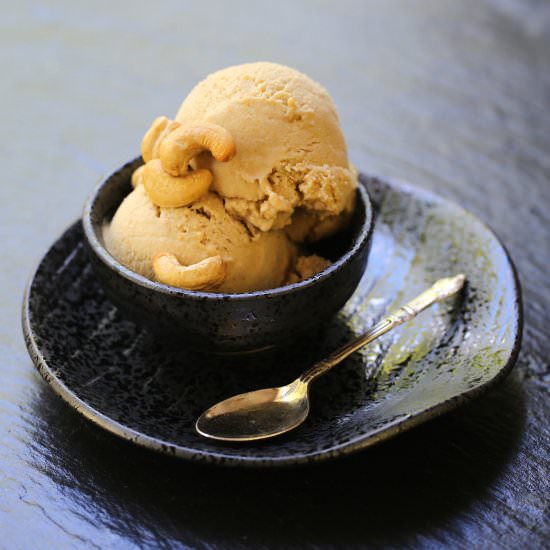 Roasted Cashew & Cardamom Ice Cream