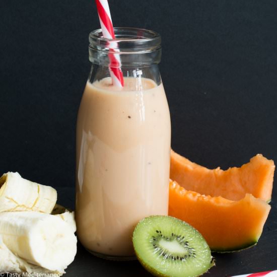 Melon, Banana & Kiwi Smoothie