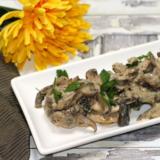 Chicken With Creamy Mushroom Sauce