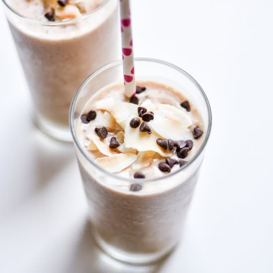 Chocolate Almond Chia Smoothie
