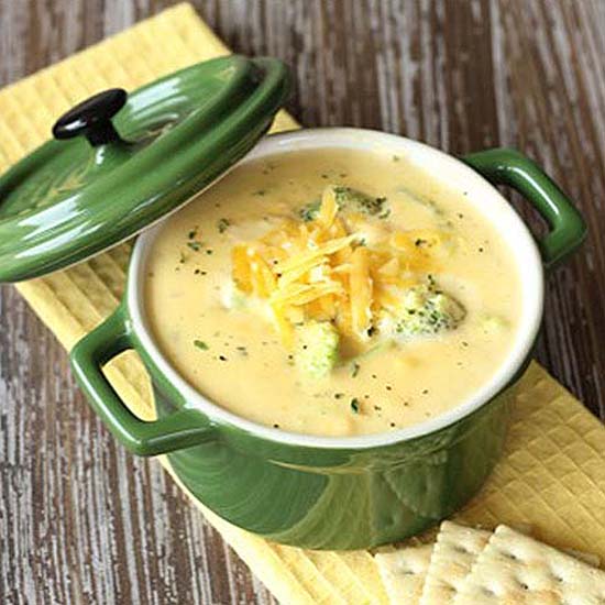 Crockpot Broccoli Cheese Soup