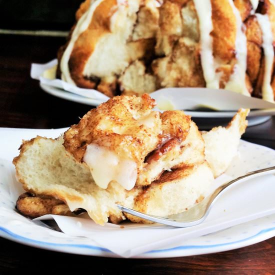 Cinnamon Roll Pull Apart
