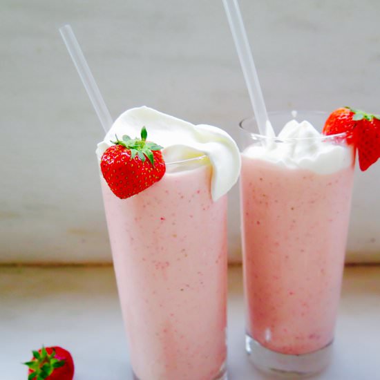 Strawberry malted milkshakes