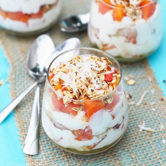 Papaya Greek Yogurt Parfait