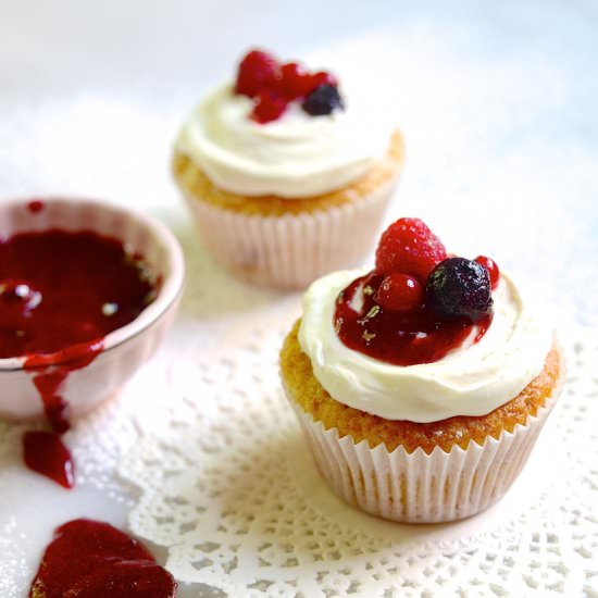 Raspberry and chocolate muffins