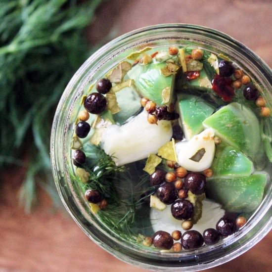 Garlic Dill Refrigerator Pickles