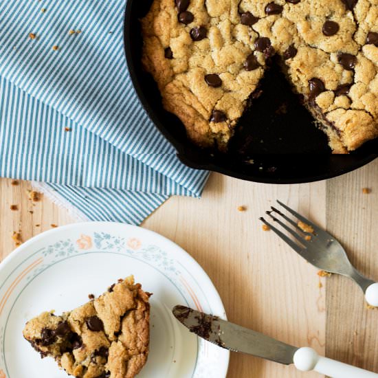 chocolate chip skillet cookie