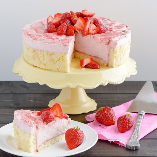 Strawberry Shortcake Cream Cake