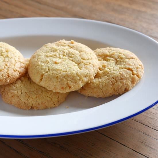 Cardamom Chickpea Flour Cookies