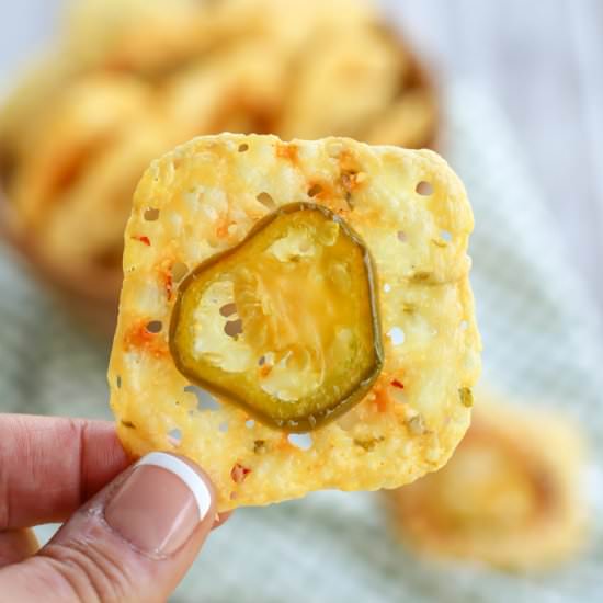 Crispy Jalapeño Cheese Crackers