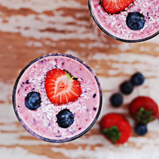 Blueberry Strawberry Smoothie