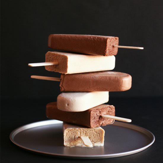 Creamy Vanilla & Chocolate Pops