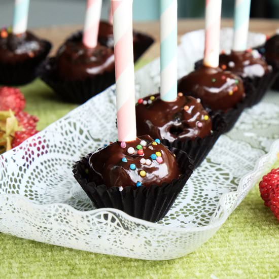 No-Bake Oreo Truffle Pops