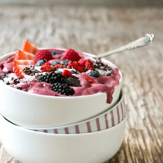 Acai Bowl with Berries