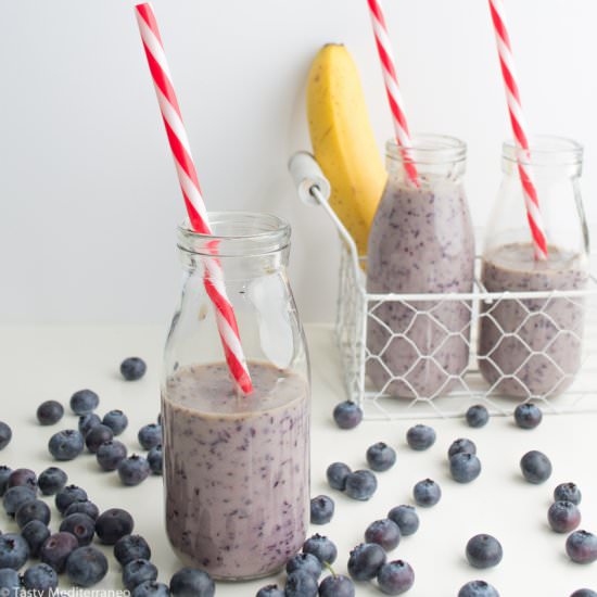 Blueberries & Banana Smoothie
