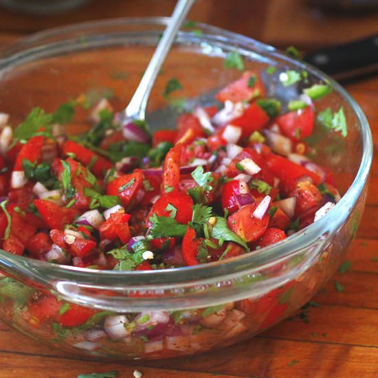 Fresh Tomato Salsa (Pico de Gallo)