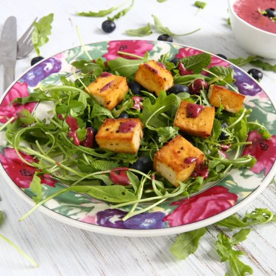 Arugula Tofu Salad with Blueberry