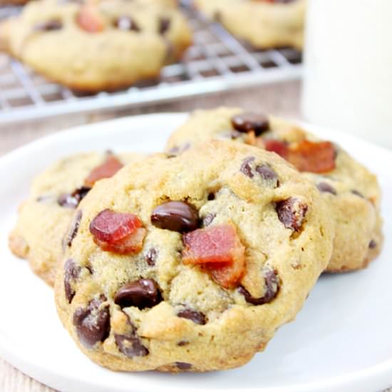Maple Bacon Chocolate Chip Cookies