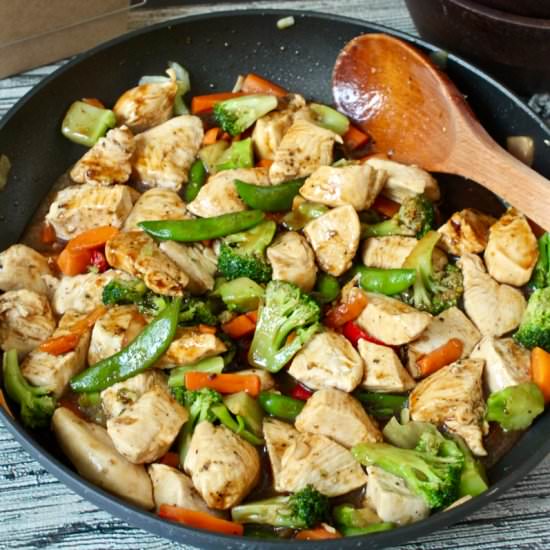 Easy Chicken and Veggie Stir Fry