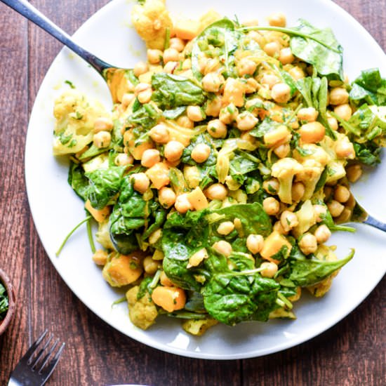 Chickpea, Mango & Cauliflower Salad