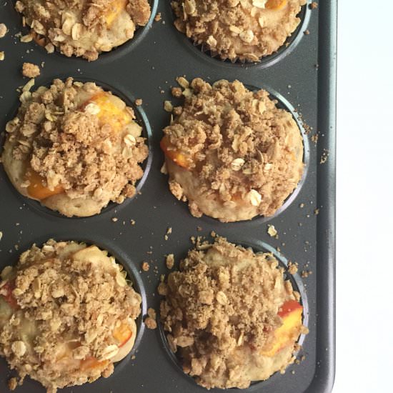 Peach Cobbler Muffins