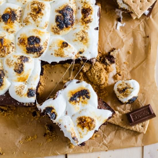 Gooey S’mores Brownies