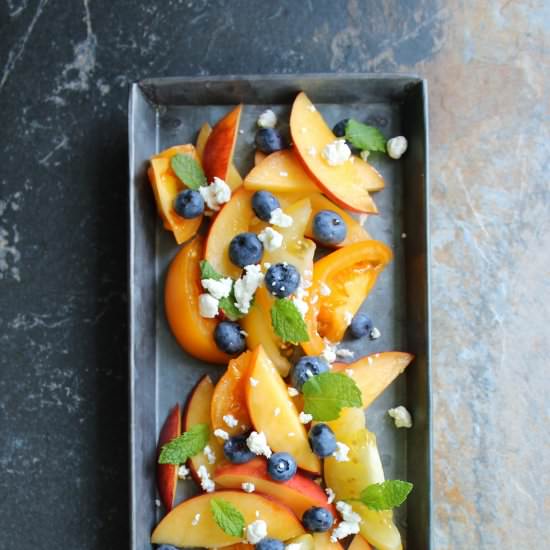 Blueberry Tomato Nectarine Salad