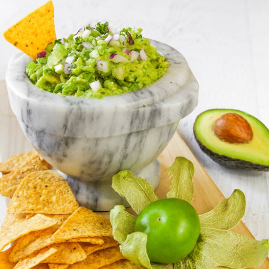 Tomatillo guacamole