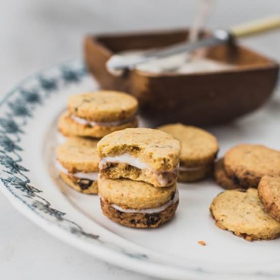 Carrot Cake Shortbread Biscuits